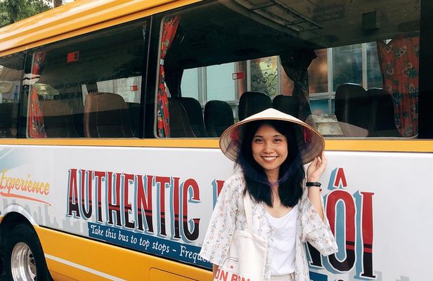 Retro Hop-on-hop-off Bonbon City Tour: Premium Package