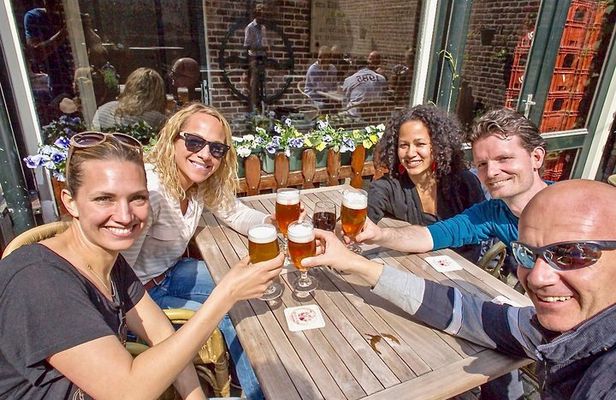 Boat & Beer Walking Tour