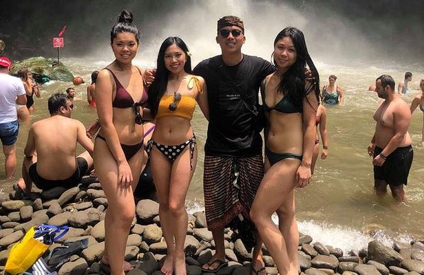 Blue Lagoon Snorkeling and Lunch with Visit Tegenungn Waterfall in Ubud 