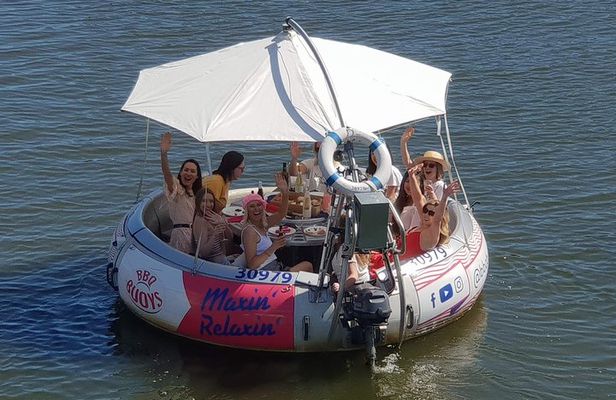Adelaide 2-Hour BBQ Boat Hire for 7-10 People
