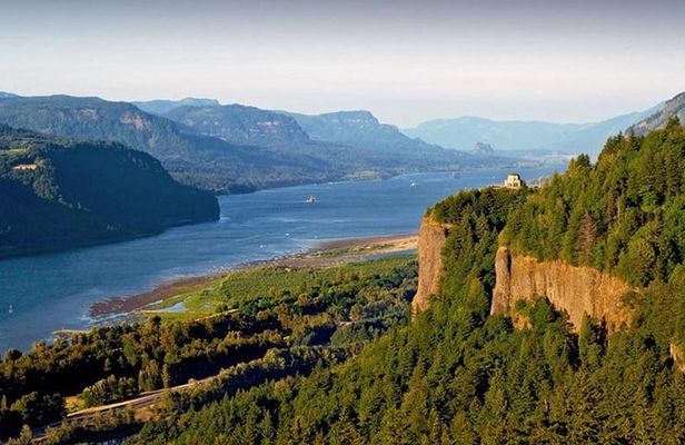 Columbia River Gorge & Waterfalls Tour From Portland