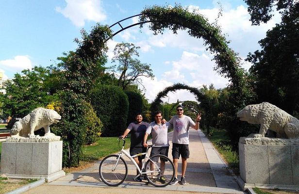 Madrid Parks Bike or e-bike Tour: Riverside & Casa de Campo