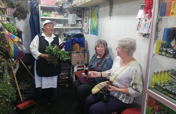 Private Sightseeing Tour Historic Centre Quito and 2 traditional markets