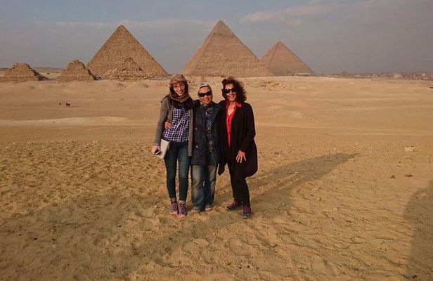 Giza Pyramids and Egyptian Museum