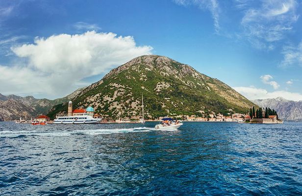 Boat Tour from Herceg Novi: Explore Kotor Bay (4h) (1-6 people)