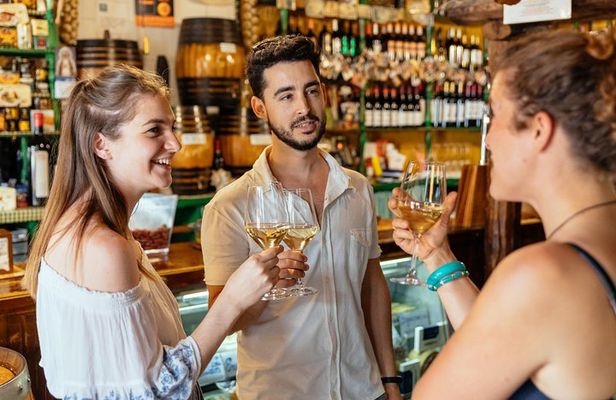 The Award-Winning Private Food Tour of Seville: 6 or 10 Tastings
