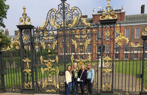 6 hour London Private Tour, with your own Black Cab Tour Guide