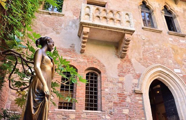 Fascinating Verona: in the Footprints of Romeo and Juliet