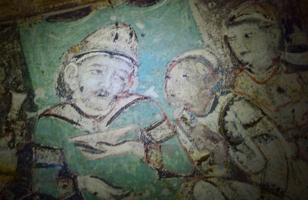 Ajanta & Ellora Caves, Aurangabad and Lonar Meteor Lake, 6 days from Mumbai