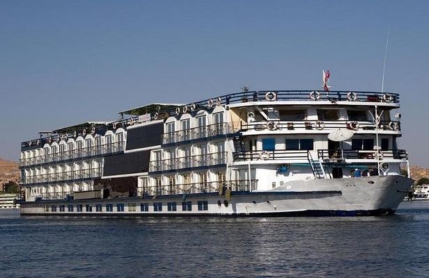 8 days with nile cruise from Aswan to luxor, Balloon trip, Hurghada and Cairo