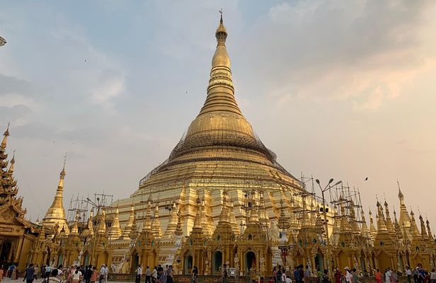 Yangon City Tour