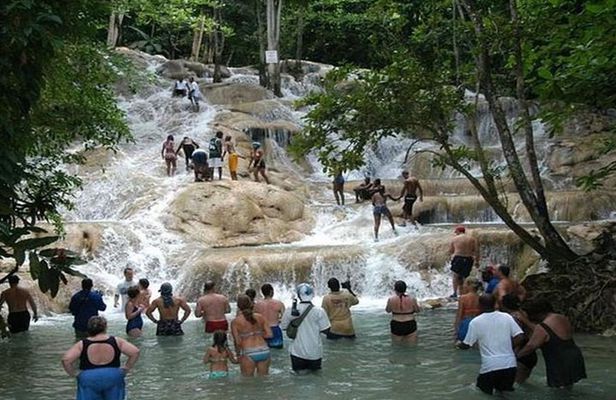 Dunns River Falls and Green Grotto Caves
