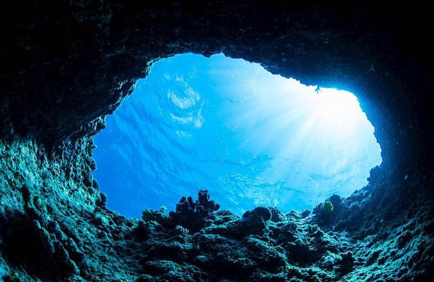 Blue Cave Premium Half-Day Tour with Panoramic Old Town View