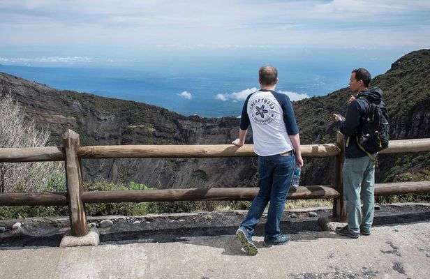 From San Jose: Secrets of Guayabo & Irazú Volcano National Park