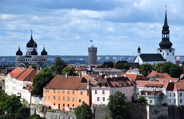 Tallinn Old Town Walking Tour