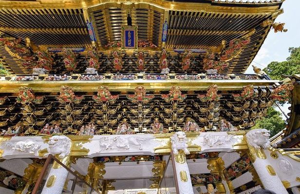 Daytrip to Nikko from Tokyo with local Japanese Photograher guide