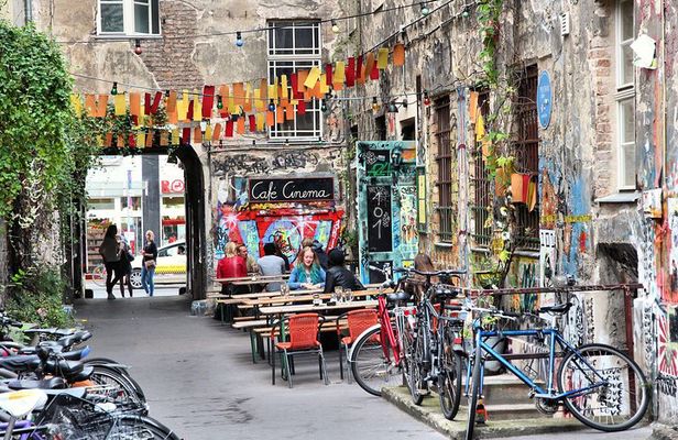 East Berlin History Tour: Private & Custom with a Local Guide