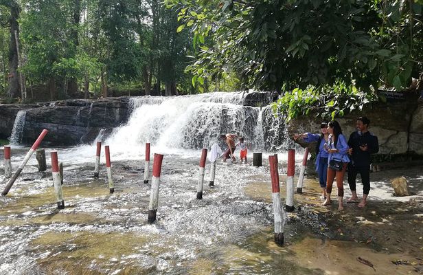 Prrivate Guided Tour To Bantey Srei Temple And Phnom Kulen Paradise Waterfall