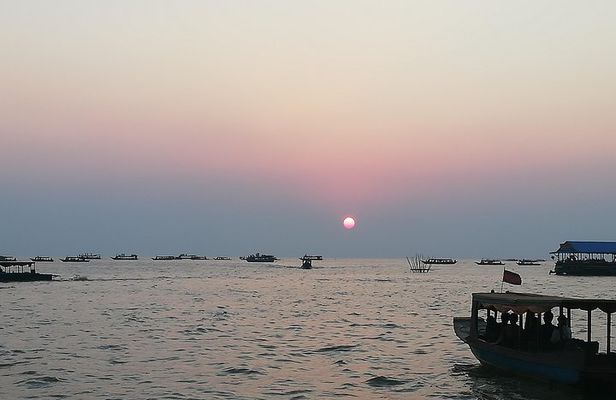 Unique Private Tours To Kompong Khleang Floating Village & Beng Mealea Temple 