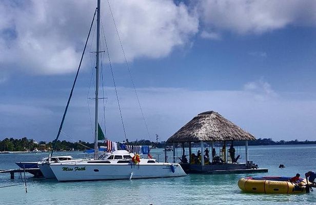 See San Pedro from an Islanders perspective