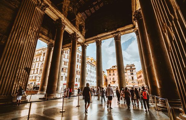 Pantheon Private Guided Tour - Rome's Iconic Ancient Temple