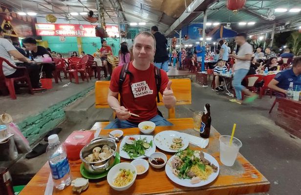 Saigon Night Street Food Tour (Bike The Night)