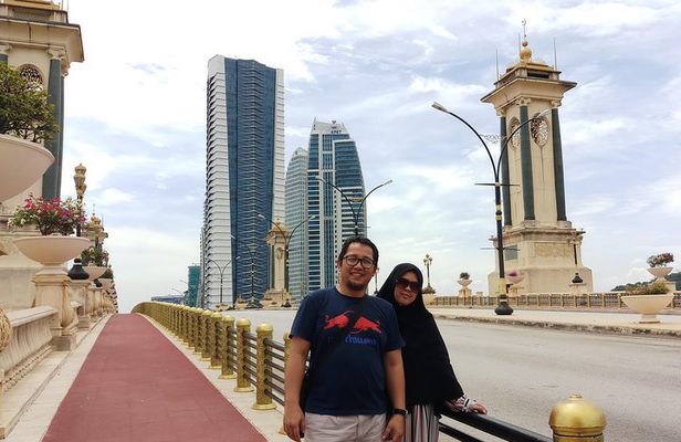 Putrajaya City Architectural Tour with Views (Bridges & Buildings)