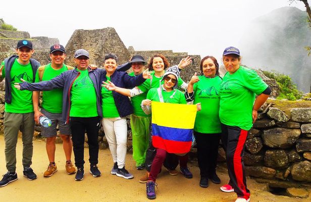 06 days 05 nights Cusco Machupicchu and Rainbow Mountain package