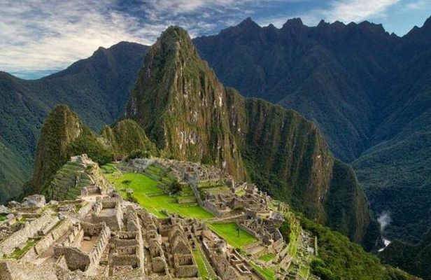 One-Day Machu Picchu Tour from Cusco by Train