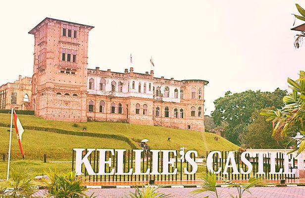 Ipoh Gua Tempurung, Caves Temples, Mirror Lake and Castle Tours
