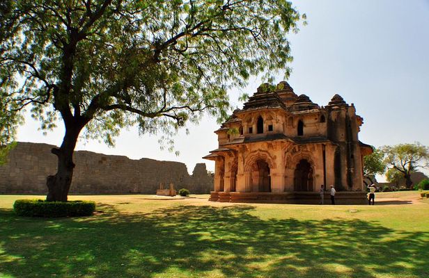 Hampi Heritage Tour