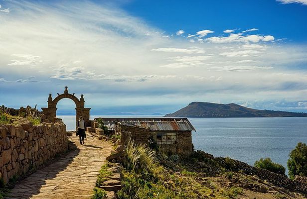 Lake Titicaca (2 Days)