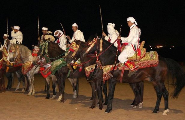agadir Berber Night diner +show fantasia & pick-up