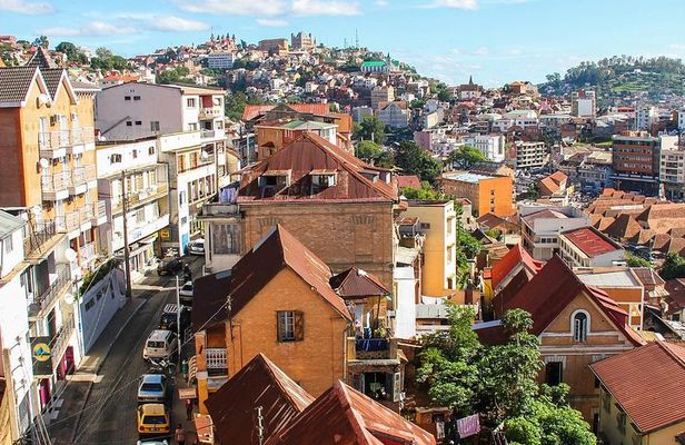 Antananarivo Private Walking Tour with a Local