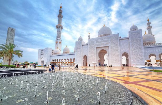 Private Abu Dhabi Tour - Exclusive Vehicle