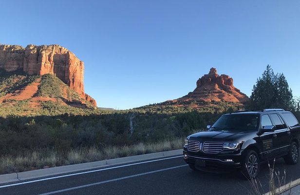 Private Sedona Tour in a Luxury SUV and Local Guide