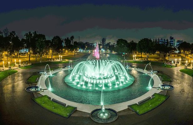 Private and Exclusive Magic Water Show & Lima Center Tour