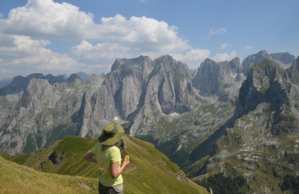 Prokletije (Popadija, Talijanka, Volušnica) Hiking Tour
