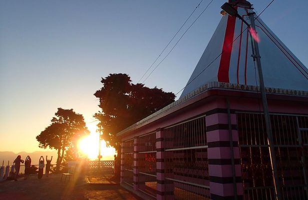 Kunjapuri Temple Sunrise Trek With Professional Guide
