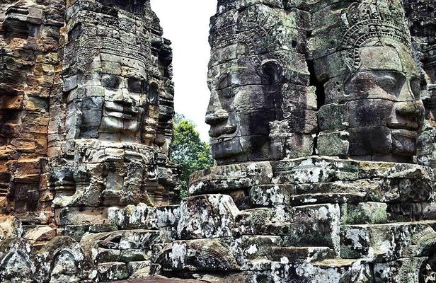 Explore Angkor Wat Temple , Bayon Temple and Jungle Temple Ta-Prohm