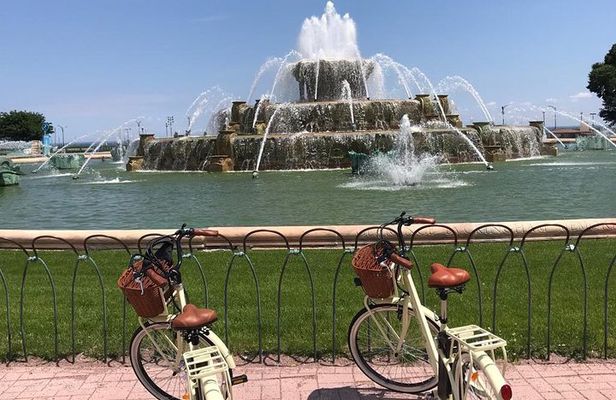 Chicago Lakefront Electric Bike Tour