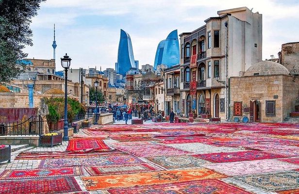 4 Days Tour: Airport Pickup + Old City + Night Tour + Day Trip Baku + Gabala