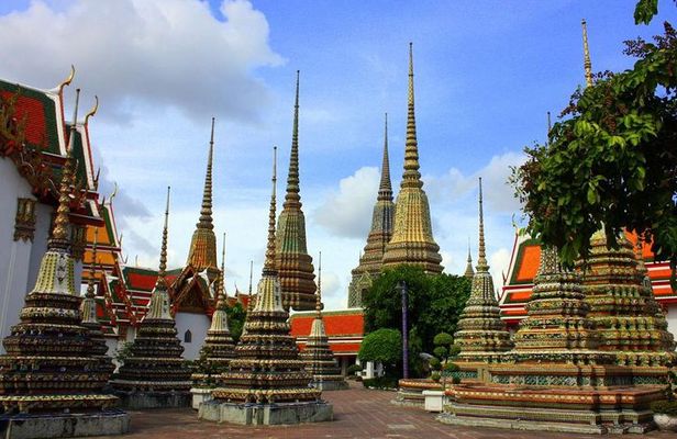 Sacred Temples of Bangkok: Half-Day Cultural Journey