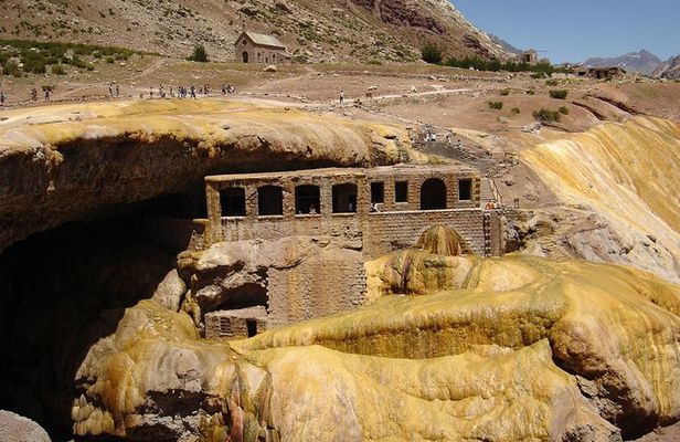 Andes High Mountain Tour in Mendoza