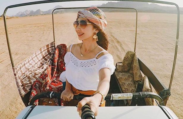 Full-Day Jeep Tour & Overnight