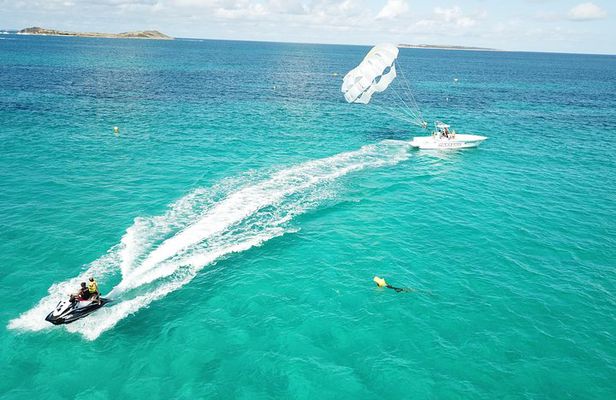 PACKAGE TANDEM PARASAIL / 1 JET SKI 30min AT BIKINI WATERSPORT ORIENT BAY BEACH