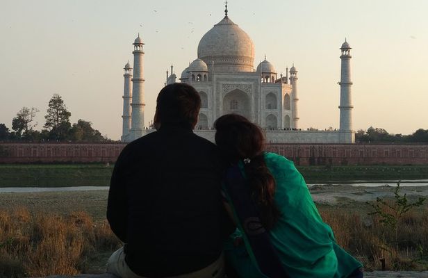 Taj Mahal Day Tour from Delhi by Car