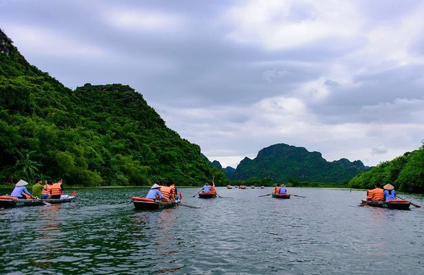 Bai Dinh- Mua Cave and Trang An boat trip