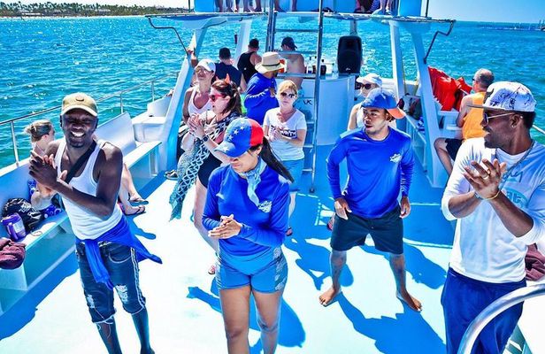 Sail & Sip: Punta Cana Party Cruise