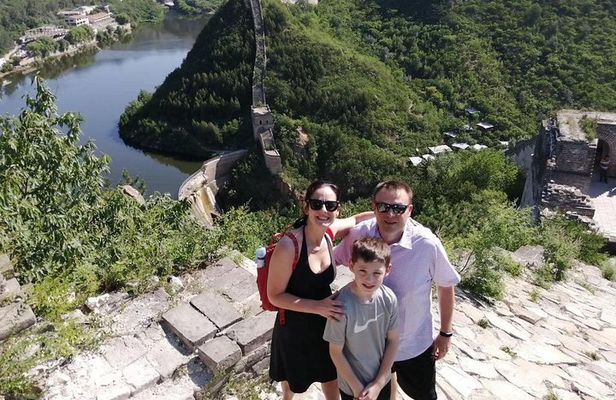 All Inclusive Private Tour to Huanghuacheng Waterside Great Wall and Ming Tombs